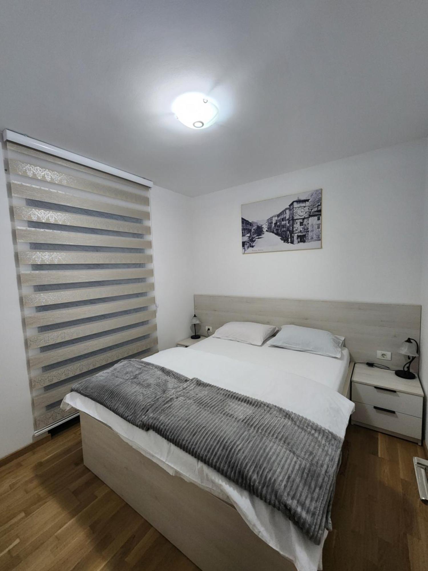 Megy With Parking And Sea View Kotor